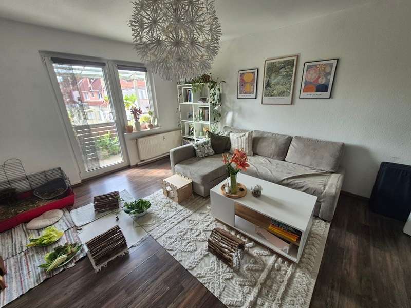 Ausblick ins Grüne - 2-Raum-Whg im DG (3. Etage) mit großem Balkon ab November frei - Carmerstraße - Foto 1